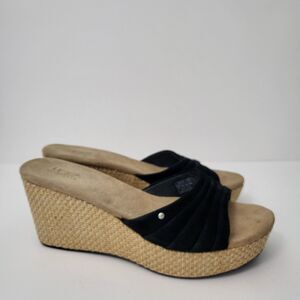UGG Australia Alvina Wedge Womens 9 Black Suede Slip On Platform Sandals
